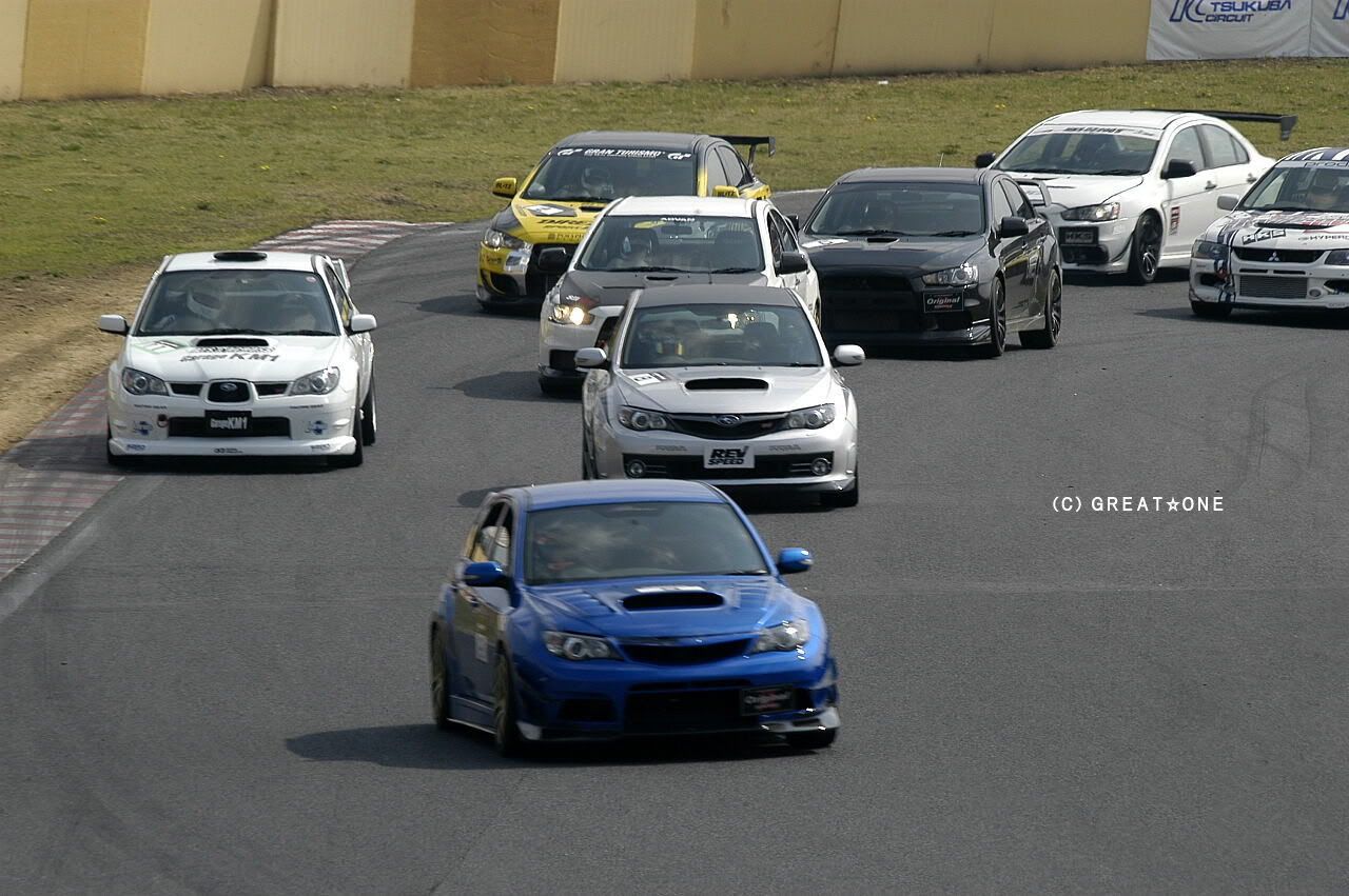 http://i296.photobucket.com/albums/mm169/silverf4turbo/subaru%20japan/subiesupandevosdown.jpg