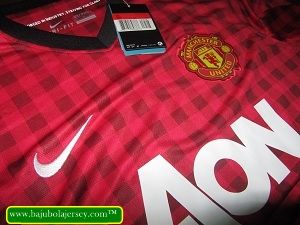 DETAIL-ManchesterUnitedHome12-13.jpg