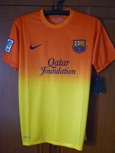 BarcelonaAway12-13.jpg