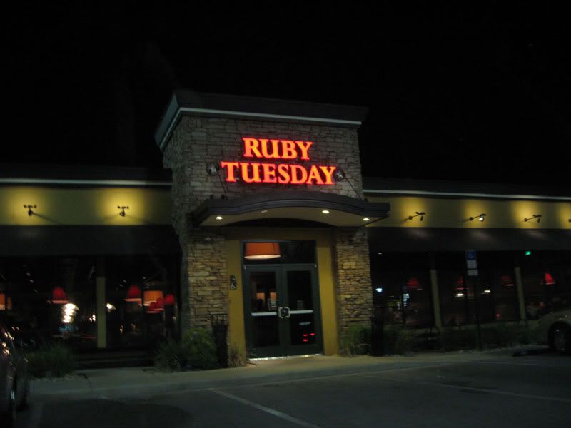 Ruby Tuesdays Outside of Cypress Gardens