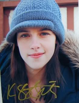 http://i296.photobucket.com/albums/mm190/treasbey/kristenstewarthat.jpg
