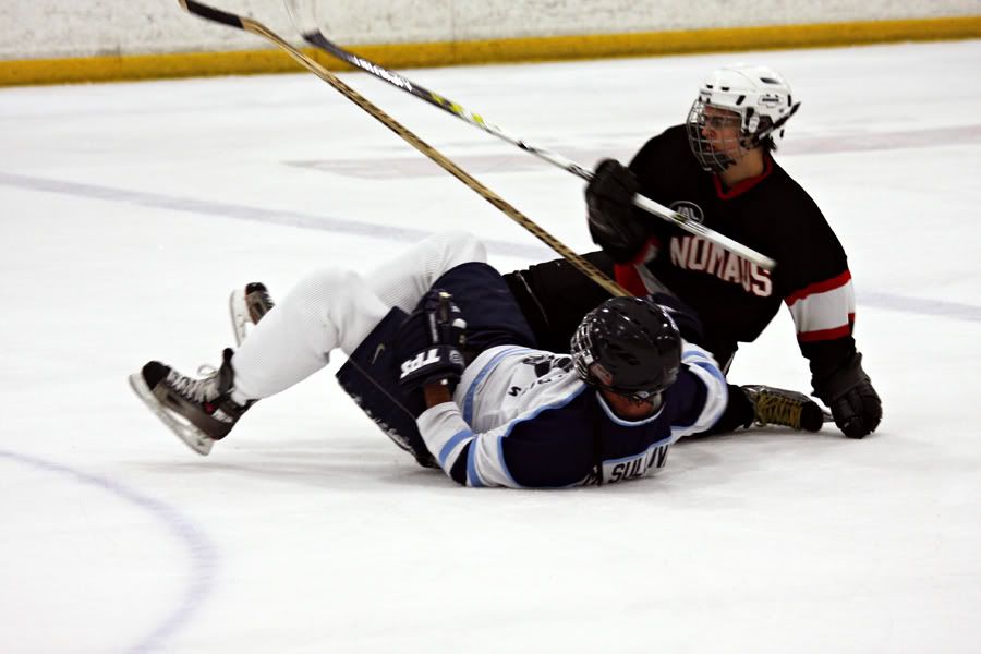 IMAGE: http://i296.photobucket.com/albums/mm191/never_there1981/hockey.jpg