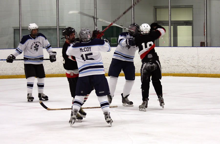 IMAGE: http://i296.photobucket.com/albums/mm191/never_there1981/hockey5.jpg