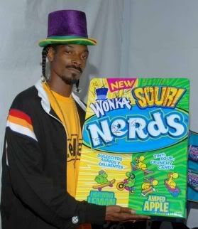 http://i296.photobucket.com/albums/mm199/444train/snoop_dogg_and_sour_nerds.jpg